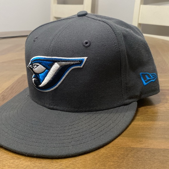 Toronto Blue Jays 2004-2005 Home 59FIFTY Fitted Hat - Picture 2 of 4